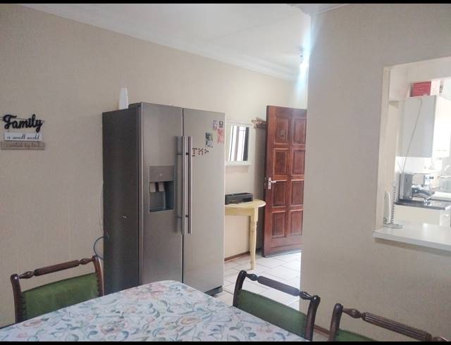 2 BEDROOM TOWNHOUSE FOR SALE IN SUNDOWNER